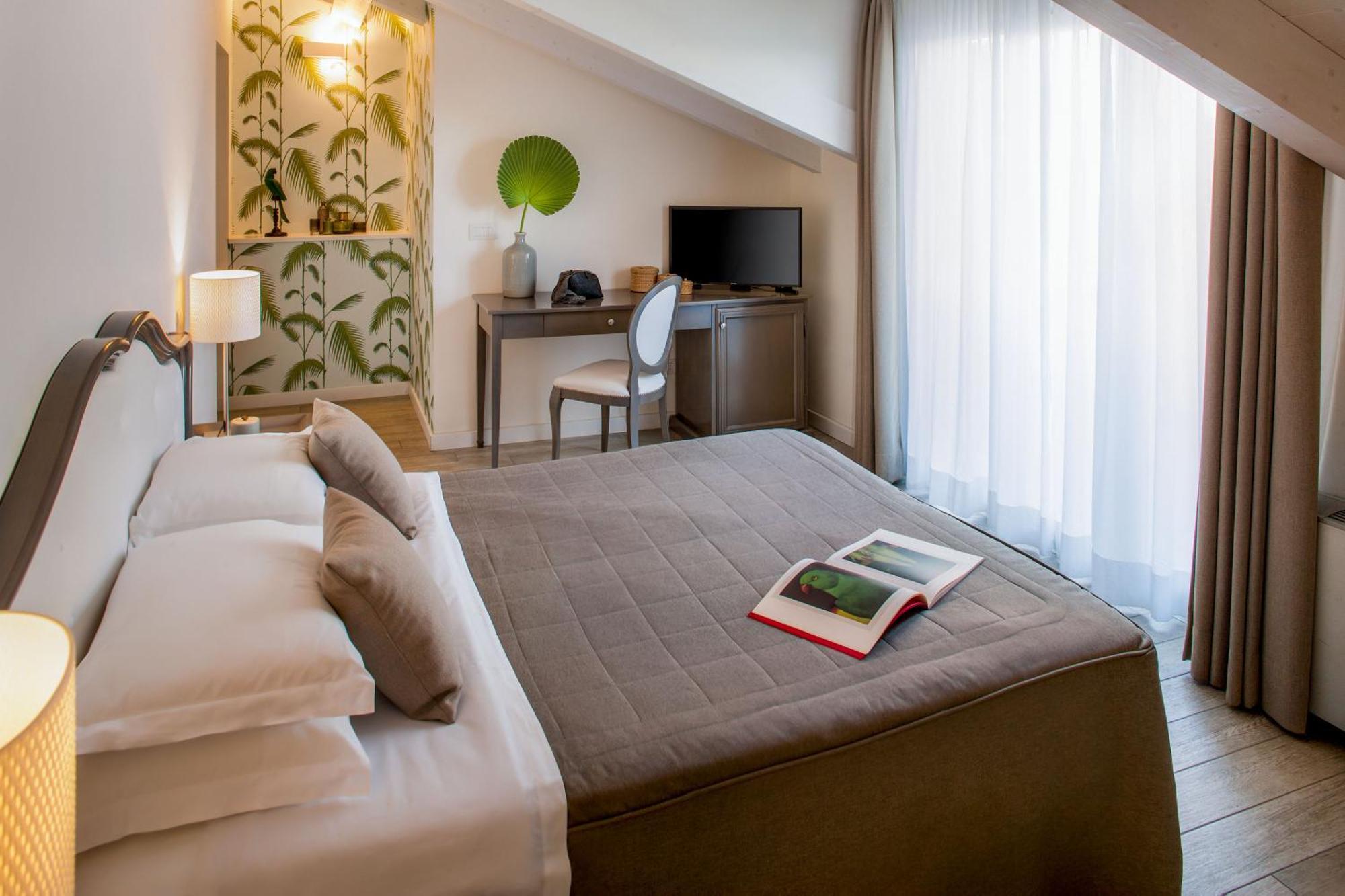 Hotel Lido Alassio Eksteriør billede